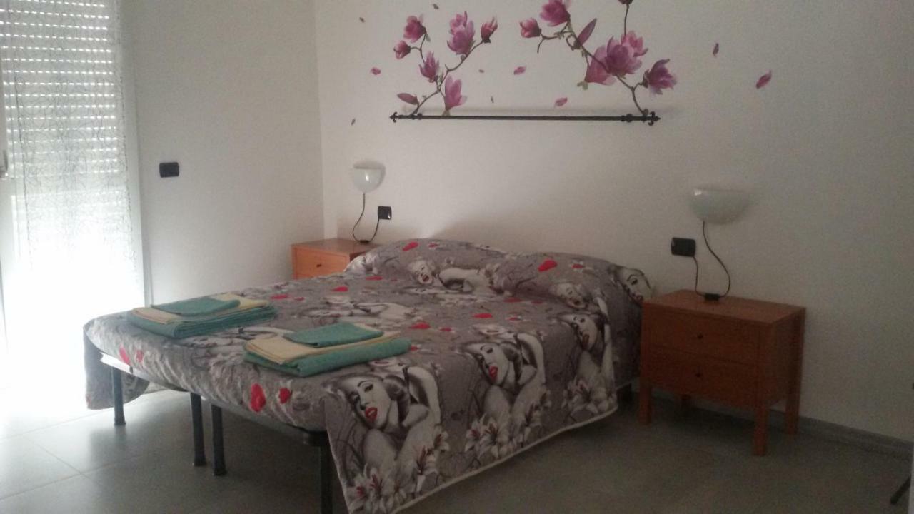 סרונו B&B Honey Rooms מראה חיצוני תמונה
